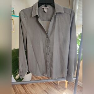 H&M Women's Sage Green Button-Up Shirt